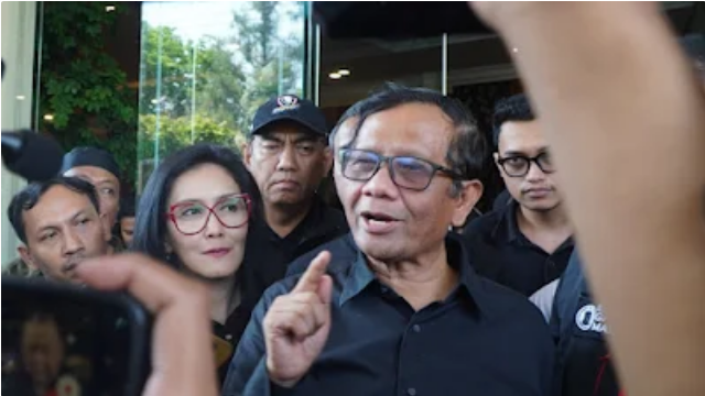 Mahfud MD Sebut Nasib Jokowi Bisa seperti Soeharto "Diseret" ke Pengadilan Jika Hak Angket Digulirkan