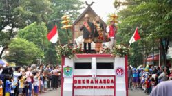 Provinsi Sumsel Jadi Juara Umum Kendaraan Hias pada HUT ke-44 Dekranas di Solo Jateng -16 at 22.01.46