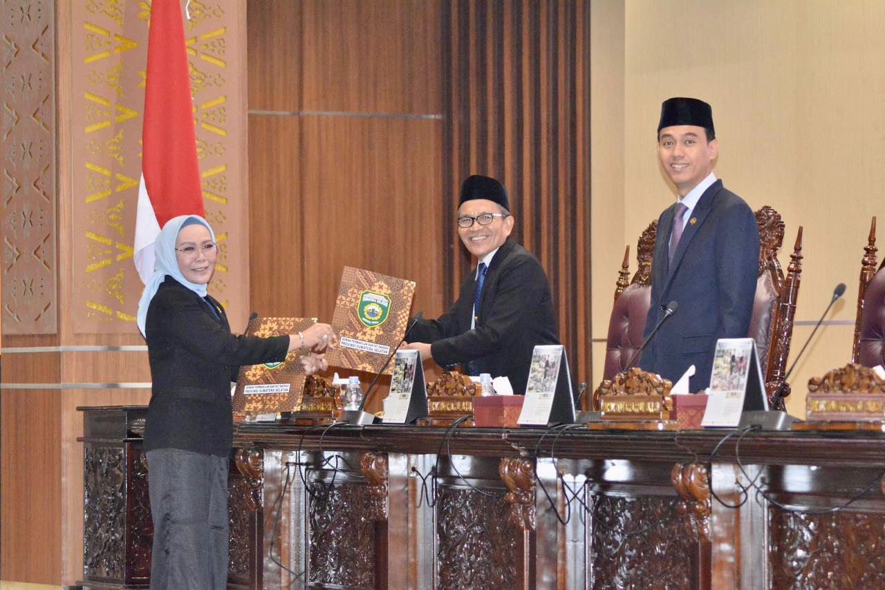 Pandangan Umum Fraksi DPRD Provinsi Sumsel Terhadap Pembahasan Raperda Pertanggungjawaban APBD TA 2023