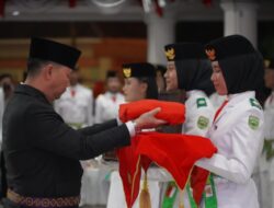 PJ Bupati Kukuhkan 50 Orang Paskibraka Kabupaten Muara Enim PJ Bupati Kukuhkan 50 Orang Paskibraka Kabupaten Muara Enim
