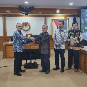 Sukses Kibarkan Bendera Pusaka Anggota Paskibraka Muara Enim Kunjungi Lokasi Sejarah dan Wisata