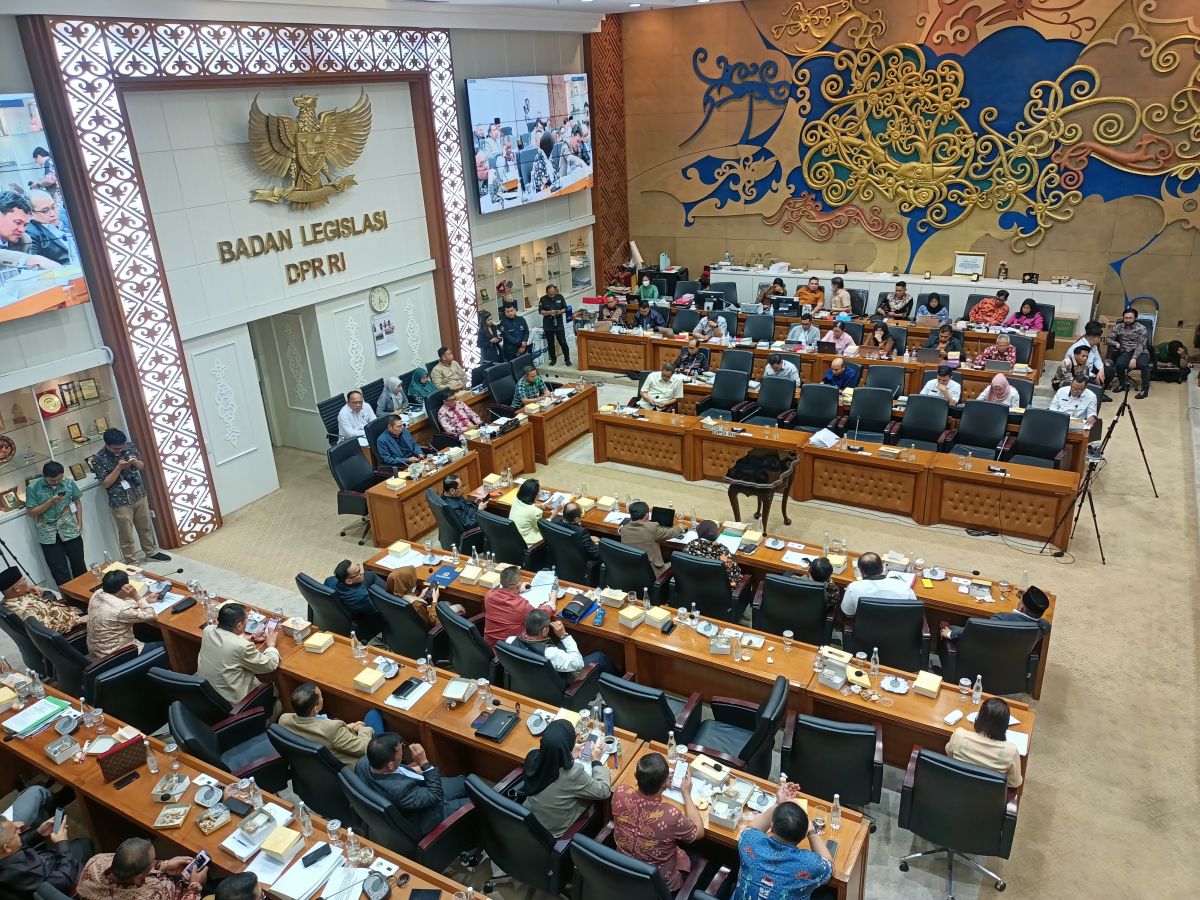Tok! Badan Legislasi DPR RI dan Pemerintah Setujui Draf Revisi RUU Pilkada