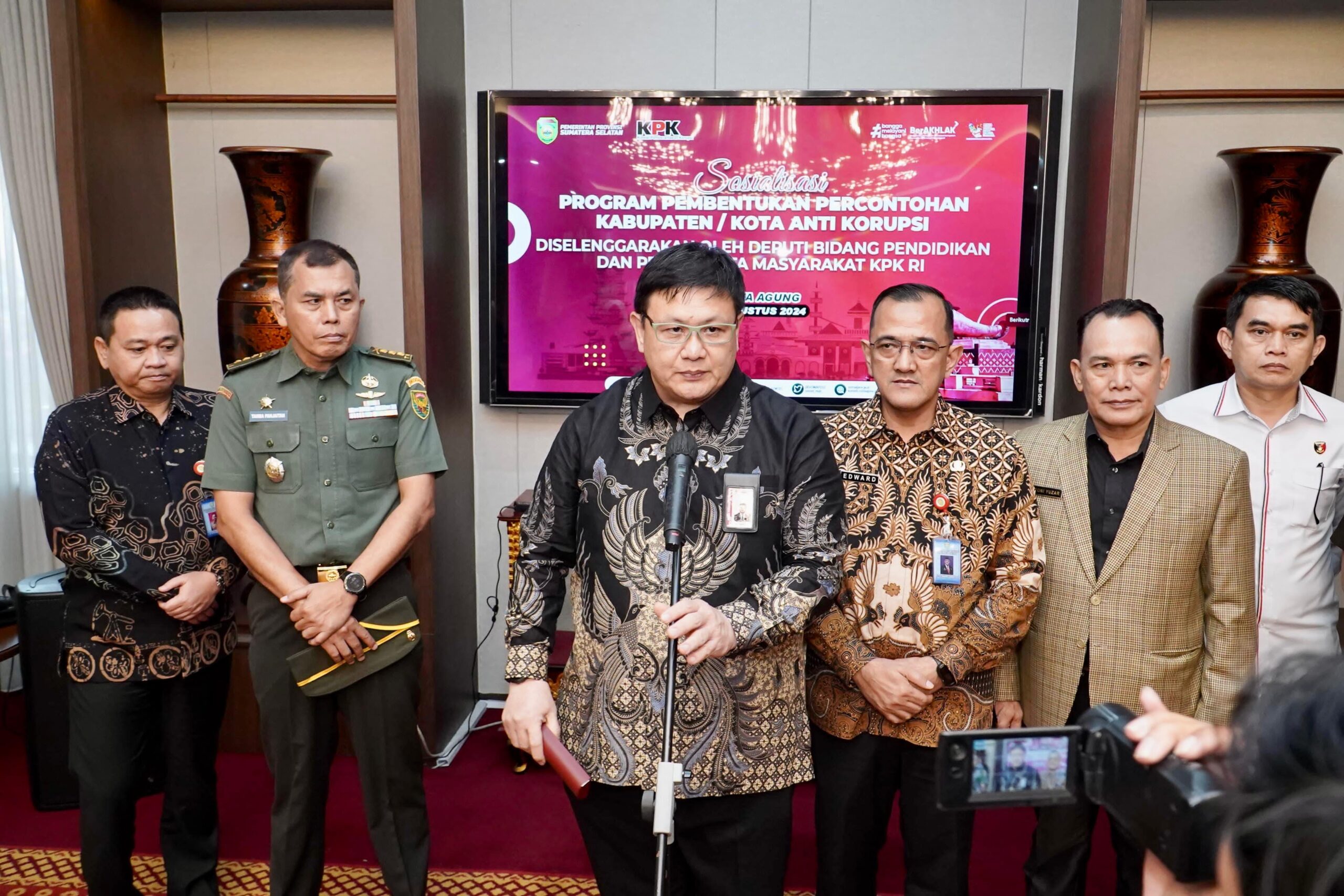 Sosialisasi Program Pembentukan Percontohan Kabupaten dan Kota Antikorupsi