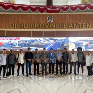 Ketua DPRD Banten Dukung KLB PWI Banten, Sesuai Aturan PWI yang Sah Ketua PWI Pusat Hendry Ch Bangun Ketua DPRD Banten Dukung KLB PWI Banten, Sesuai Aturan PWI yang Sah Ketua PWI Pusat Hendry Ch Bangun