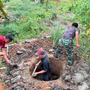 Satgas TMMD 122 Kodim 0914/TNT Rehab MCK Bapak Gatot Satgas TMMD 122 Kodim 0914/TNT Rehab MCK Bapak Gatot