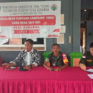 Satgas TMMD 122 Melaksanakan Pendampingan Penyaluran BLT- DD Satgas TMMD 122 Melaksanakan Pendampingan Penyaluran BLT- DD
