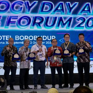 DUKUNG PROGRAM PRODUKSI MINYAK NASIONAL 1 JUTA BARREL, CHEMICAL FINE FLOW 3805 ELNUSA PETROFIN RAIH PENGHARGAAN TECHNOLOGY DAY & BUSINESS FORUM 2024 DUKUNG PROGRAM PRODUKSI MINYAK NASIONAL 1 JUTA BARREL, CHEMICAL FINE FLOW 3805 ELNUSA PETROFIN RAIH PENGHARGAAN TECHNOLOGY DAY & BUSINESS FORUM 2024