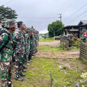 Dan SSK/Pasi OPS Lettu inf.Subadi Prasetyo Apel Personel Kodim 0914 Dan SSK/Pasi OPS Lettu inf.Subadi Prasetyo Apel Personel Kodim 0914
