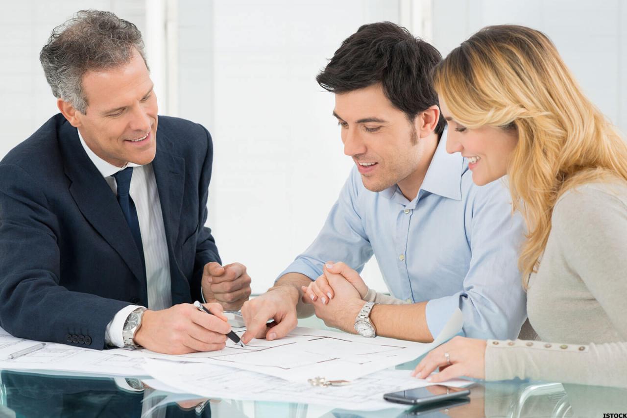 Personal finance adviser