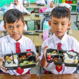 Usulan Dana Zakat Buat Program  Makan Bergizi Gratis Salah Kaprah!