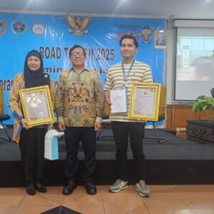 Ketum PWI Pusat Berikan Piagam ‘Sahabat PWI’ kepada Infini