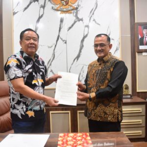 Cik Ujang Merasa Terharu Bisa Menempati Ruang Kerja Wakil Gubernur Sumsel