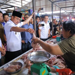 Sambangi Pasar Sekip, Prima Salam: Harga Sembako Relatif Stabil, Aman Sambangi Pasar Sekip, Prima Salam: Harga Sembako Relatif Stabil, Aman