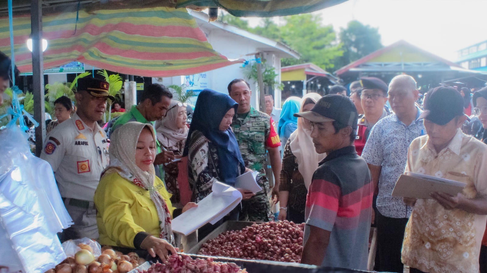 Beberapa Komoditas Alami Kenaikan Harga, Namun Stok Kebutuhan Pokok Tetap Aman