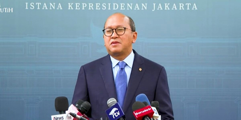 Pimpin Danantara, Garasi Rosan Roeslani Hanya Diisi Tiga Kendaraan