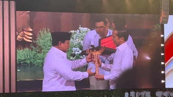 Presiden Prabowo Ajak Rakyat Cari Kebaikannya, Bukan Kejelekan Jokowi