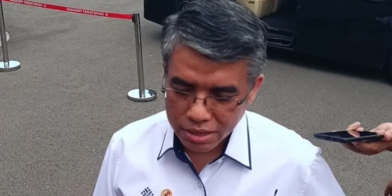 Di Istana Negara, Menaker Yassierli Buka Suara soal Tuntutan THR Ojek Online