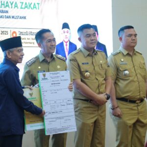 Wali Kota Palembang Ratu Dewa Minta ASN Perkuat Baznas untuk Membantu Masyarakat Wali Kota Palembang Ratu Dewa Minta ASN Perkuat Baznas untuk Membantu Masyarakat