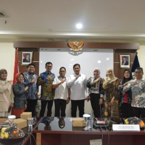 Temu Langsung Wamentrans, Wakil Ketua DPRD dan Komisi IV Bahas Program Pembangunan Transmigrasi di Sulbar Temu Langsung Wamentrans, Wakil Ketua DPRD dan Komisi IV Bahas Program Pembangunan Transmigrasi di Sulbar