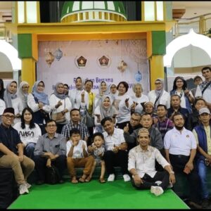 IKWI Pusat Berbagi di Bulan Ramadhan 1446 H, Ketum PWI Pusat Hendry Ch Bangun Mengaku Bangga dan Senang
