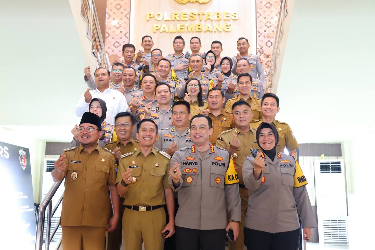 AAB96CC4 83AF 4DF7 A3FD BDB2EF89CF6E