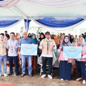 Herlena: Senang Dapat Sembako Murah