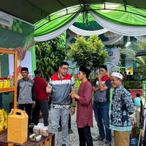 Wow, Manisnya Madu Hasil Kolaborasi PHE Jambi Merang dengan Warga Wow, Manisnya Madu Hasil Kolaborasi PHE Jambi Merang dengan Warga