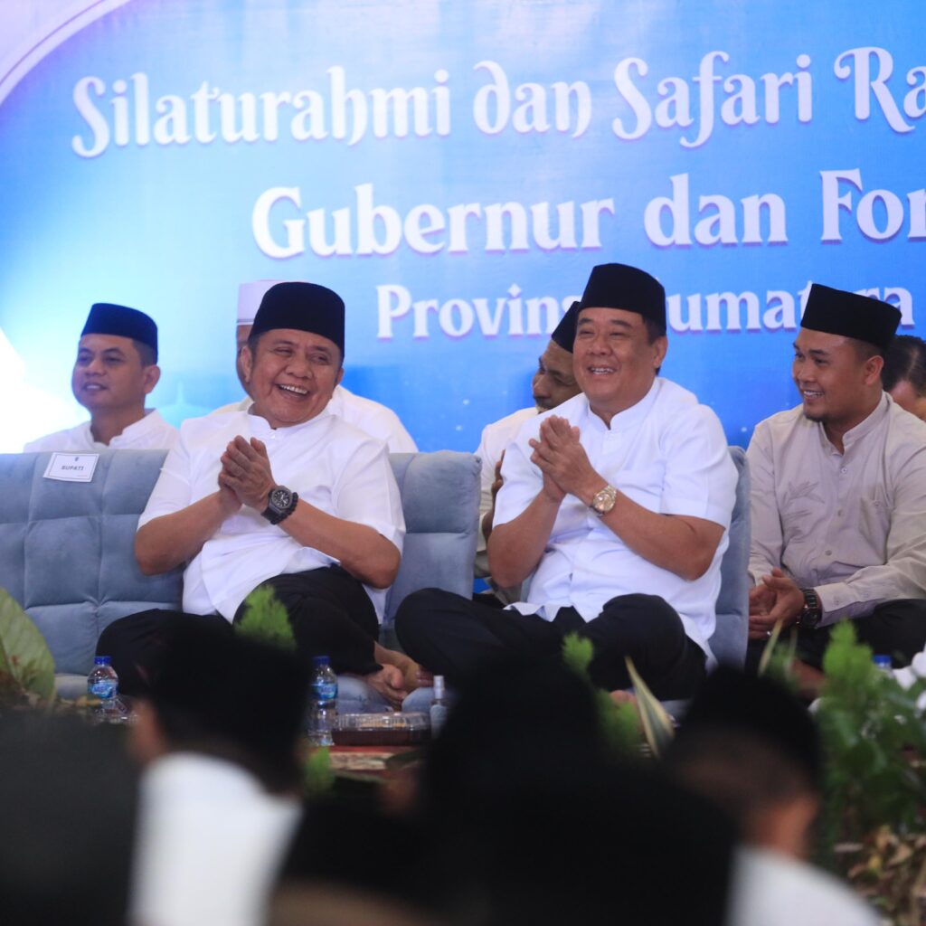 Safari Ramadhan Bersama Masyarakat OKI, Guberur Herman Deru Minta Pemkab OKI Jaga Stabilitas Bahan Pokok