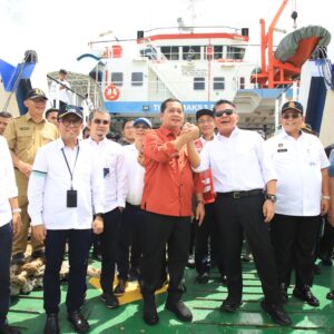 Gubernur Sumsel Herman Deru Resmikan Operasional Angkutan Penyeberangan KMP Puteri Leanpuri Gubernur Sumsel Herman Deru Resmikan Operasional Angkutan Penyeberangan KMP Puteri Leanpuri