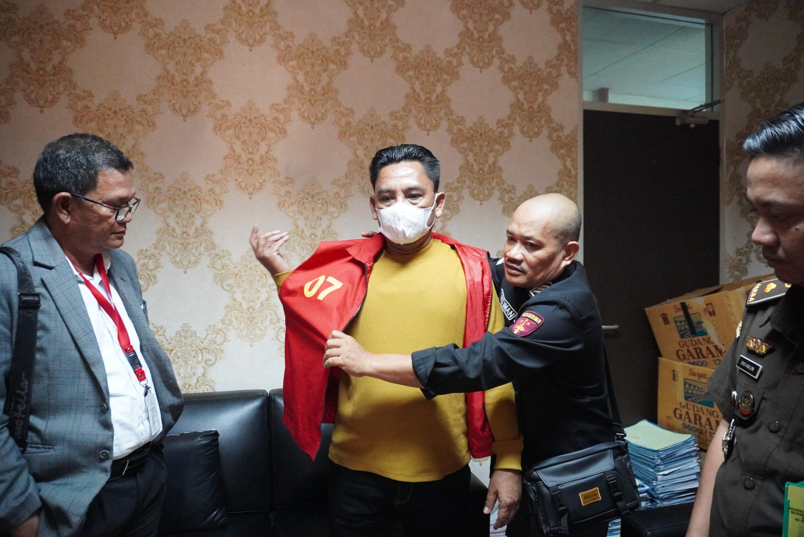 Terjerat Kasus Korupsi Perkebunan Sawit, Anggota DPRD Musi Rawas ini Ditangkap Tim Penyidik dan Tim Inteligen Kejati Sumsel