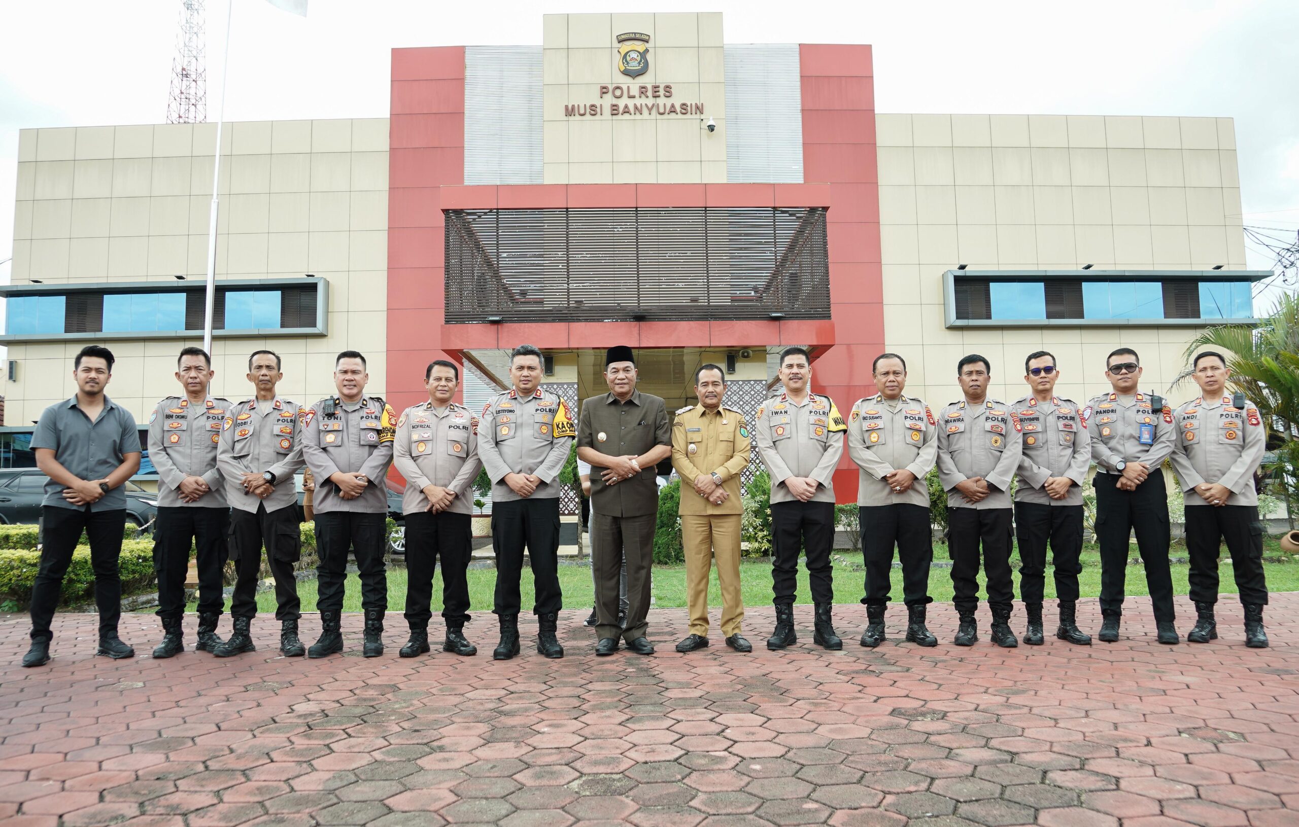 Bupati dan Wakil Bupati Muba yang baru Kunjungi Polres Muba