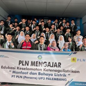 PLN Mengajar di SMA LTI IGM, Perkuat Literasi Kelistrikan PLN Mengajar di SMA LTI IGM, Perkuat Literasi Kelistrikan