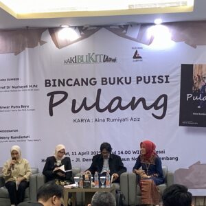 Launching Buku Puisi ‘Pulang’  Karya Aina Membawa Inspirasi