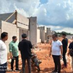 Ketua Umum PWI Pusat Hendry Ch Bangun Tinjau Langsung Program Rumah Wartawan