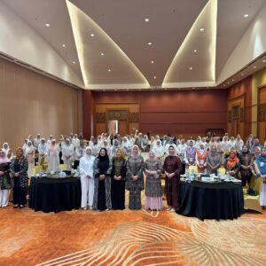Seminar Parenting dan Talkshow dengan Tema “ Pilih mana, Wanita Hebat atau Wanita Mulia”