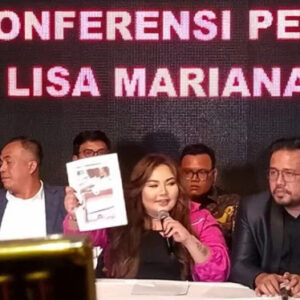 Lisa Mariana Sebut Ridwan Kamil Tidak Mau Pakai Pengaman saat "plOK- plOOK": Genjot 3 Hari 2 Malam Lisa Mariana Sebut Ridwan Kamil Tidak Mau Pakai Pengaman saat “plOK- plOOK”: Genjot 3 Hari 2 Malam