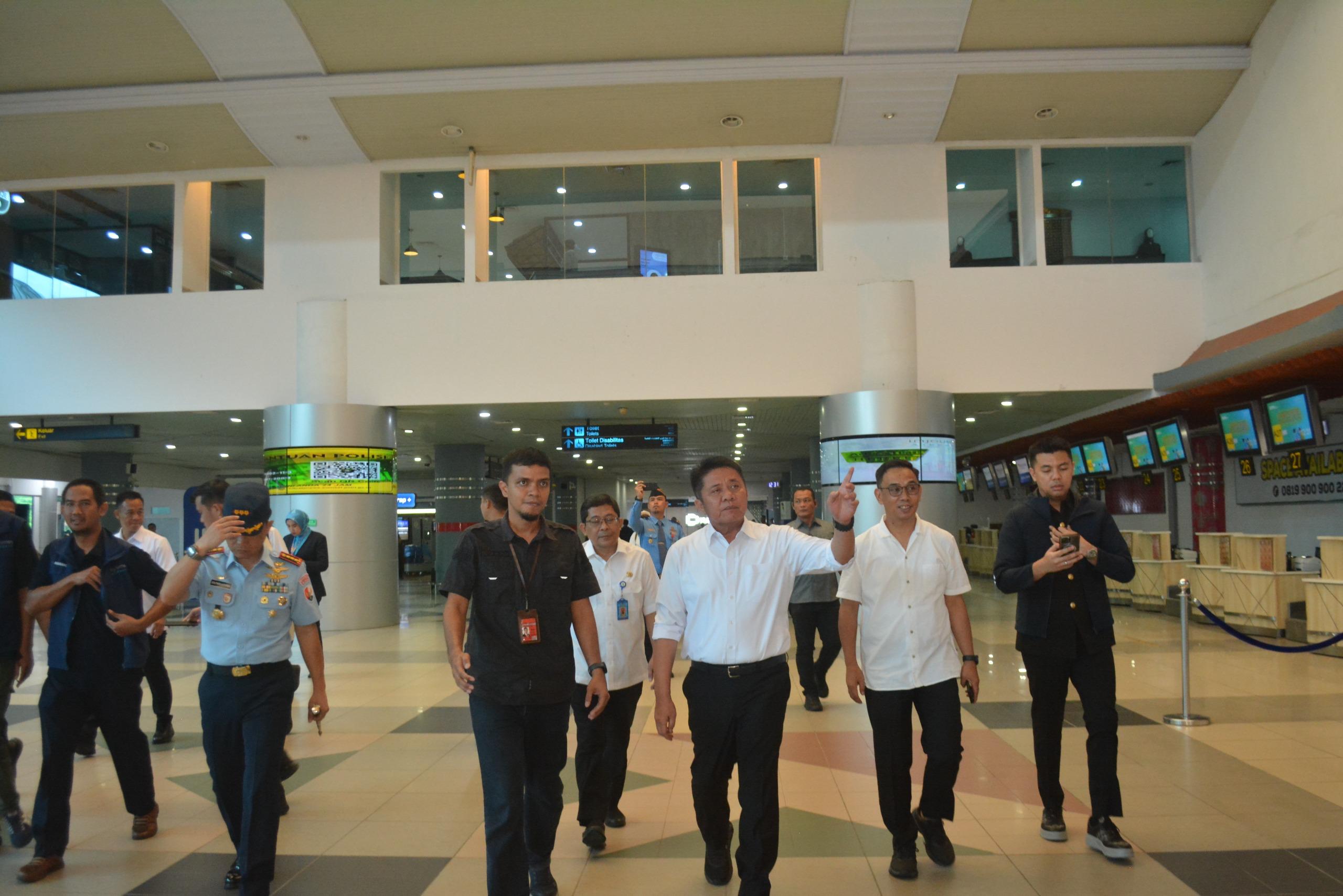 Gubernur Herman Deru Tinjau Kesiapan Bandara SMB II Palembang Layani Penerbangan Internasional