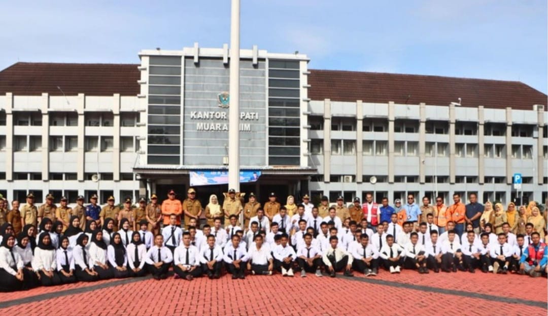 Wabup Muara Enim Sumarni Lepas 40 Pemuda Magang ke Jepang