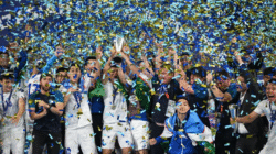Timnas U-17 Uzbekistan Berpesta Mengangkat Trofi Juara Piala Asia U-17