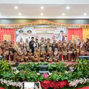 "Adat Basandi Syarak, Syarak Basandi Kitabullah" “Adat Basandi Syarak, Syarak Basandi Kitabullah”
