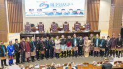 Hadir di Rapat Paripurna Hari Jadi Provinsi Sumsel, Bupati H M Toha Siap Bersinergi Wujudkan Sumsel Maju Terus untuk Semua