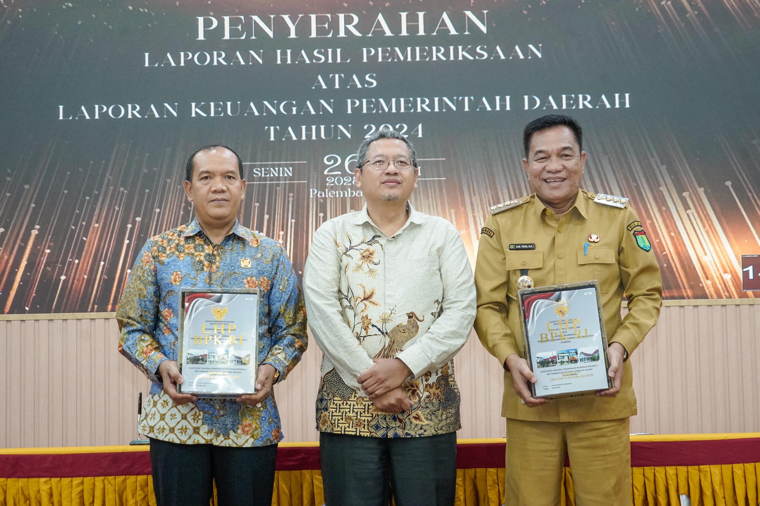 Bupati Muba bersama Ketua DPRD Muba Terima Laporan Keuangan 2024 dari BPK RI Perwakilan Sumsel
