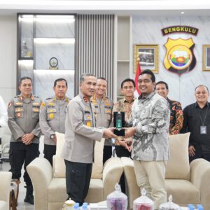 GM PLN UID S2JB Jalin Sinergi Keandalan Kelistrikan Bersama Kapolda Bengkulu