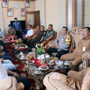 PLN UID S2JB Perkuat Koordinasi dengan Forkopimda Sungai Penuh dan Kerinci Terkait Penormalan Listrik Pasca Tower Roboh