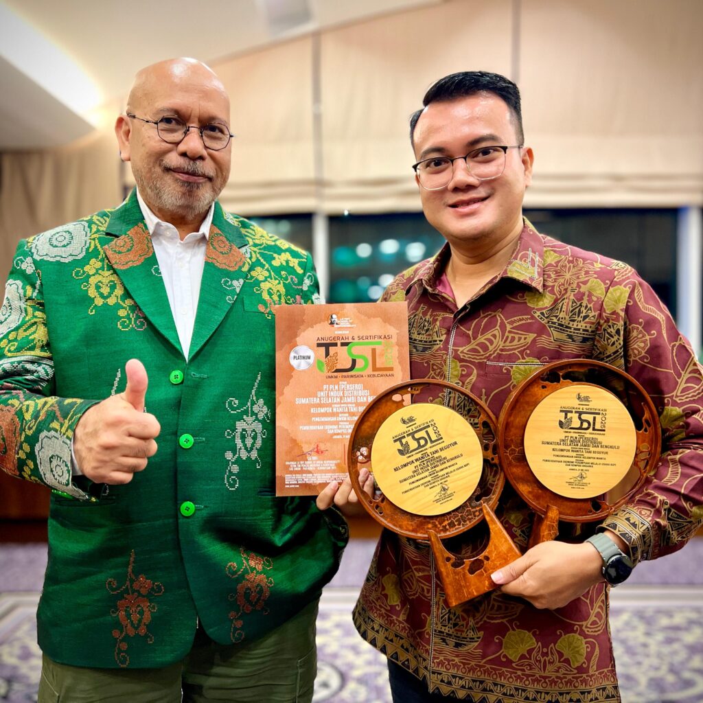 Jelang Hari Lingkungan Hidup, PLN UID S2JB Raih Penghargaan Nasional Atas Keberhasilan Membina UMKM Kelompok Wanita Tani Beguyur