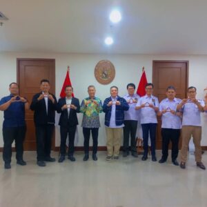 Sinergi MK dan AMKI, Perluas Literasi hingga Pelosok Negeri Sinergi MK dan AMKI, Perluas Literasi hingga Pelosok Negeri
