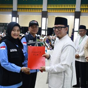 Dilepas Bupati OKU, 369 Jemaah Haji Kloter 9 Berangkat Ke Madinah Dilepas Bupati OKU, 369 Jemaah Haji Kloter 9 Berangkat Ke Madinah