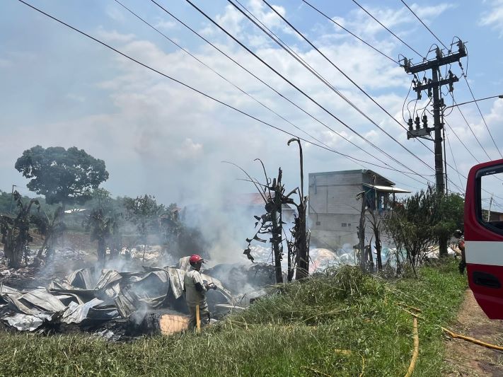 PLN Minta Masyarakat Jaga Instalasi Listrik dan Waspadai Aktivitas Sekitar Aset Kelistrikan F896B3D8 9700 43CE 9AD8 7131FE92EEF2