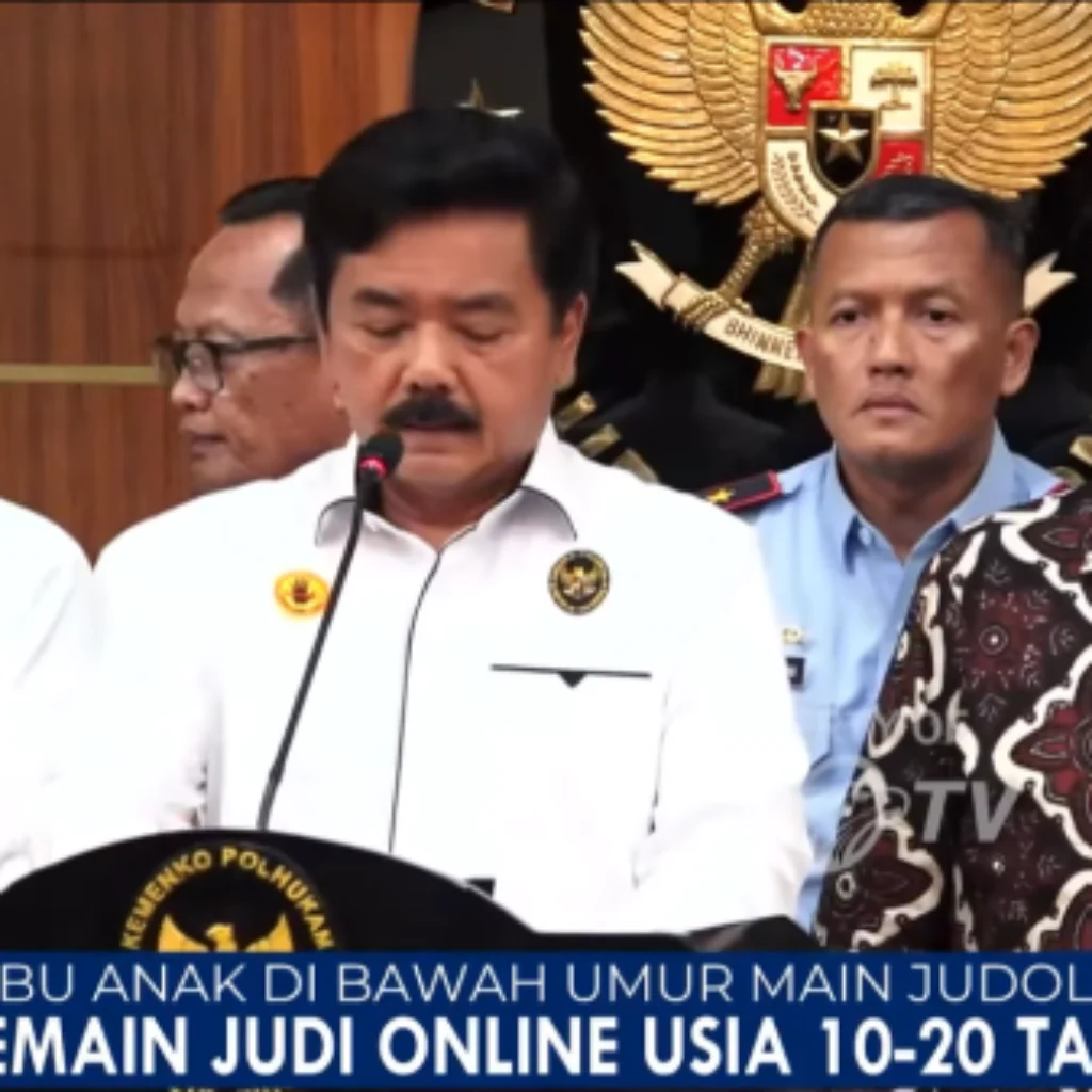 Fee 50 persen Judol Timpa Budi Arie: Satgas Judol Bentukan Jokowi Harus Diperiksa!