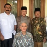 Forum Purnawirawan TNI Temui  Eks Wapres Try Sutrisno, Bawa Bukti untuk Makzulkan Gibran